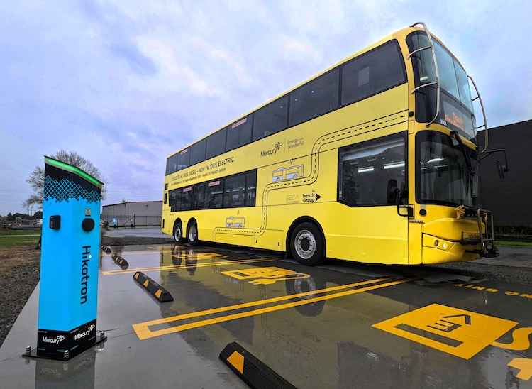 The-Tranzit-Mercury-Repower-bus-being-charged-at-a-Hikotron-charger-in-Hamilton
