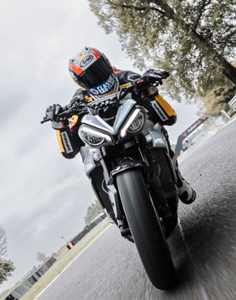 Triumph-TE-1-road-testing