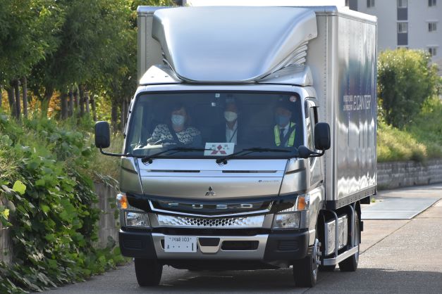 Megan-Woods-drives-FUSO-eCanter-Kawasaki-small
