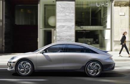 Hyundai-Ioniq-6-small