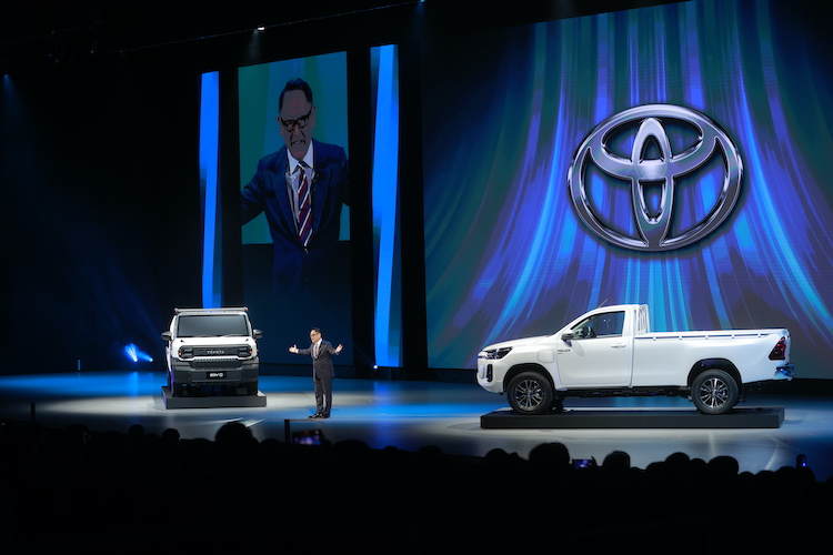 Toyoda-san-Thailand-2022-001