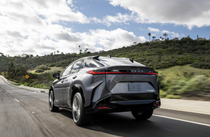 2023_Lexus_RZ_450e_Luxury_CloudburstBlack_004-scaled-1