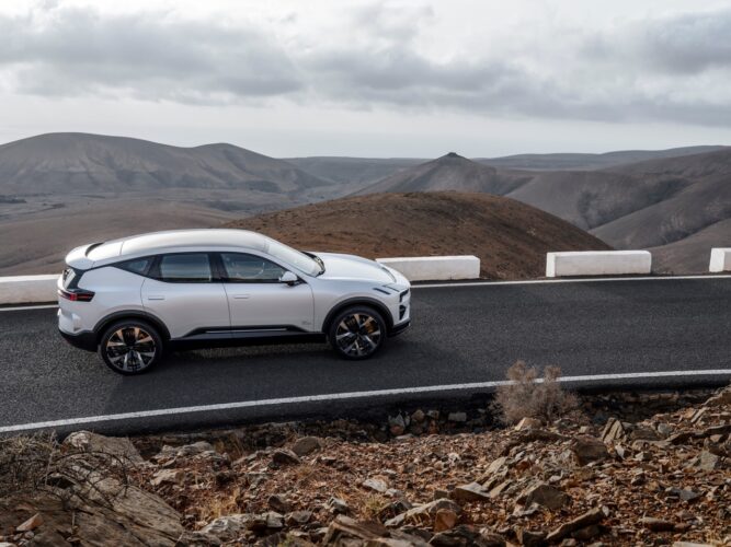 660440_20221012_Polestar_3 Large