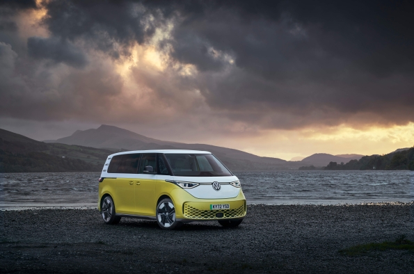 VW-ID.-Buzz-Best-Car-of-the-Year-winner-2023