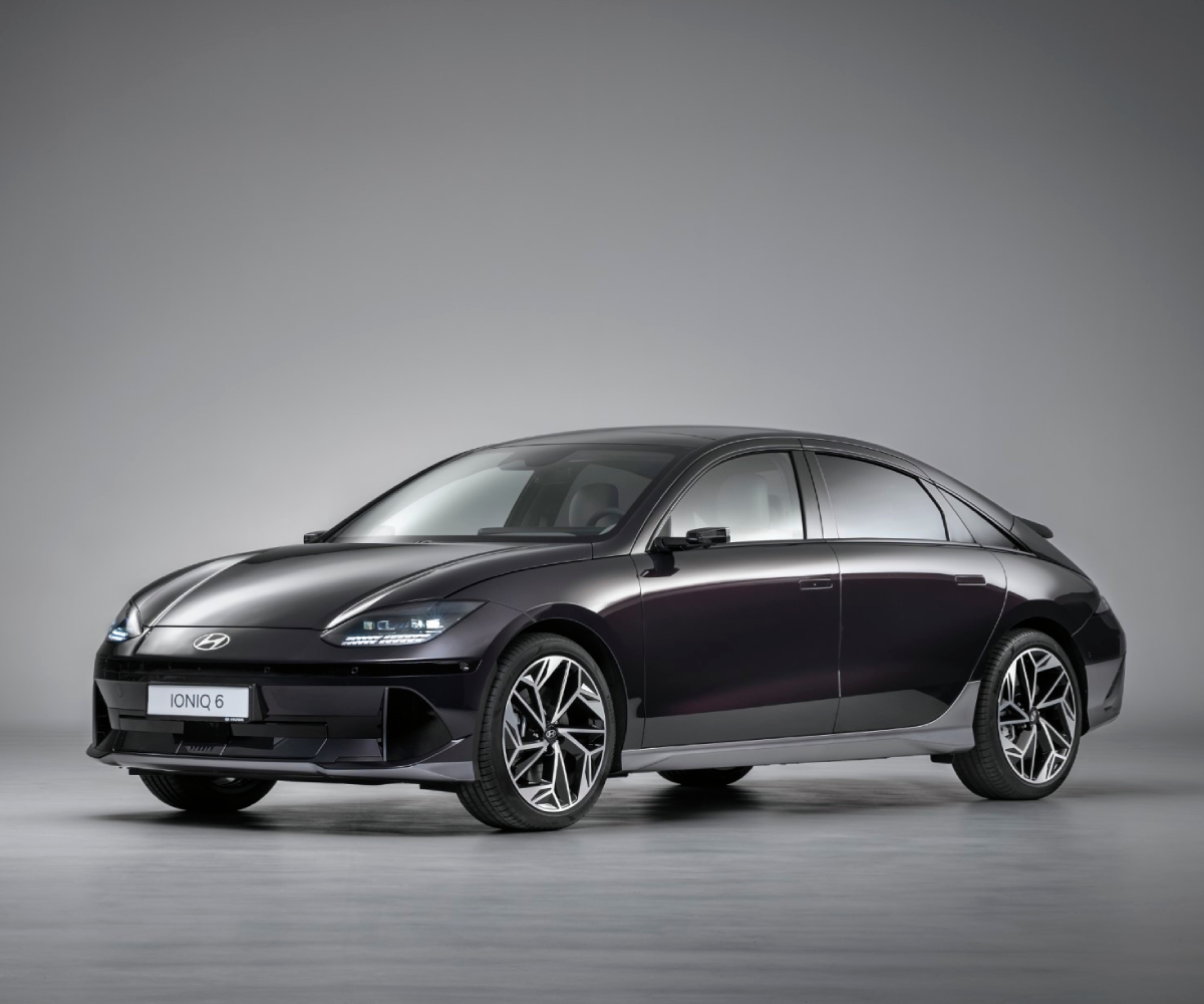 HYUNDAI-IONIQ-6-world-car-of-year-2023