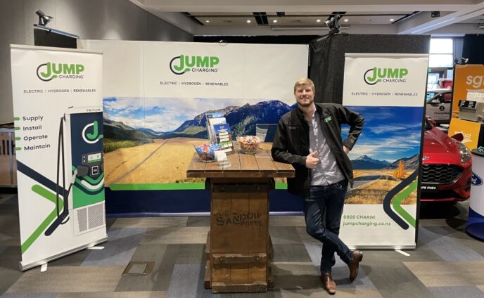 Jump-Charge-at-Electro-Mobility-Summit-Alex-Watson-small