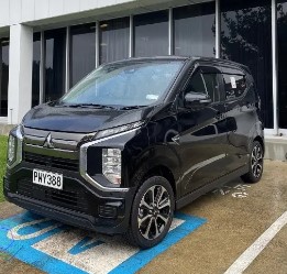 Mitsubishi ek x EV 1