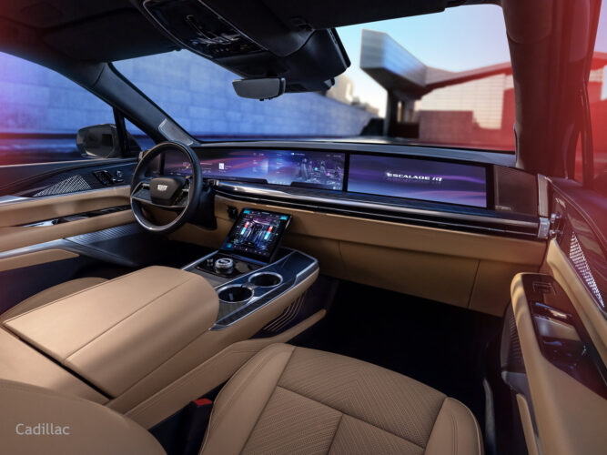 2025-cadillac-escalade-iq-sport-014-1