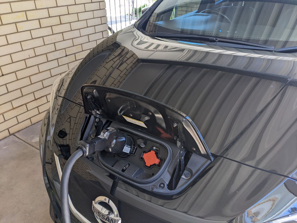 Amber-Electric-Jai-Adelaide-Nissan-Leaf-V2L
