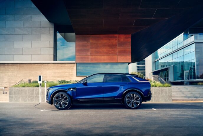 2024 Cadillac LYRIQ EV