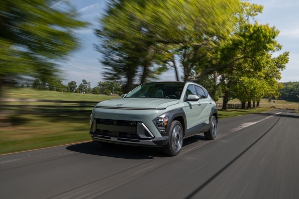 Hyundai-Kona-EV-2024