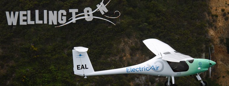 electric-flight-Wellington-airport-ElectriicAir-visit