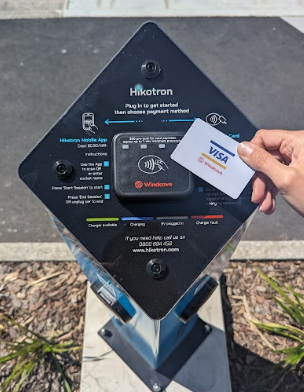 Hikotron-credit-card-EV-charger-activation