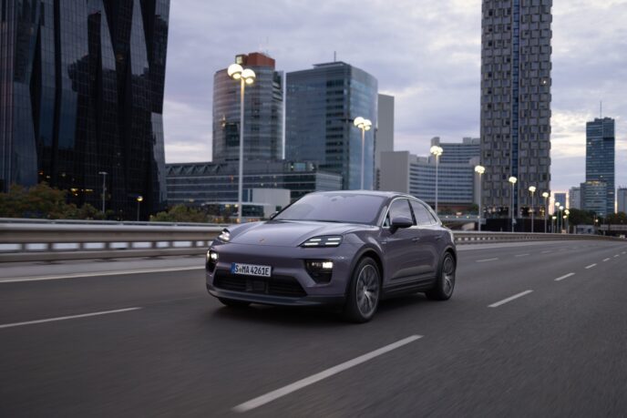 porsche_macanS24_0068_fineweb7