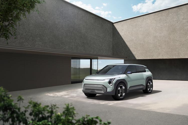 Kia-EV-3-2023-001
