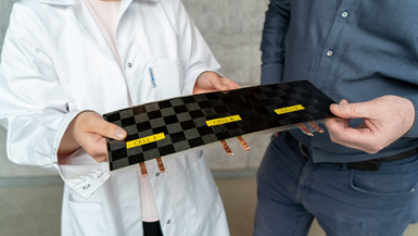 Sinonus-carbon-fibre-battery