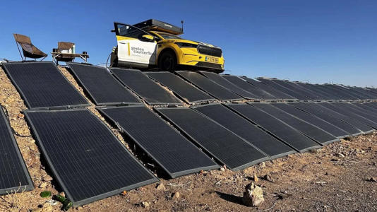 Skoda-Enyaq-EV-charging-from-solar-panels-Renske-Cox-and-Maarten-van-Pel-Dutch-couple