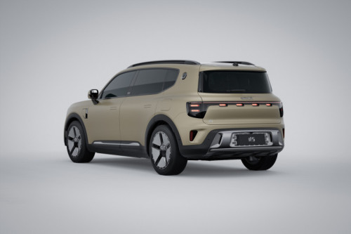500_04-smart-hashtag5-premium-pure-car-studio-srgb-3×2