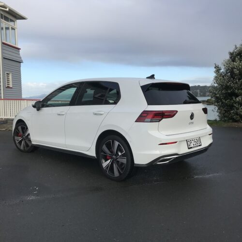 VW-Golf-GTE-002