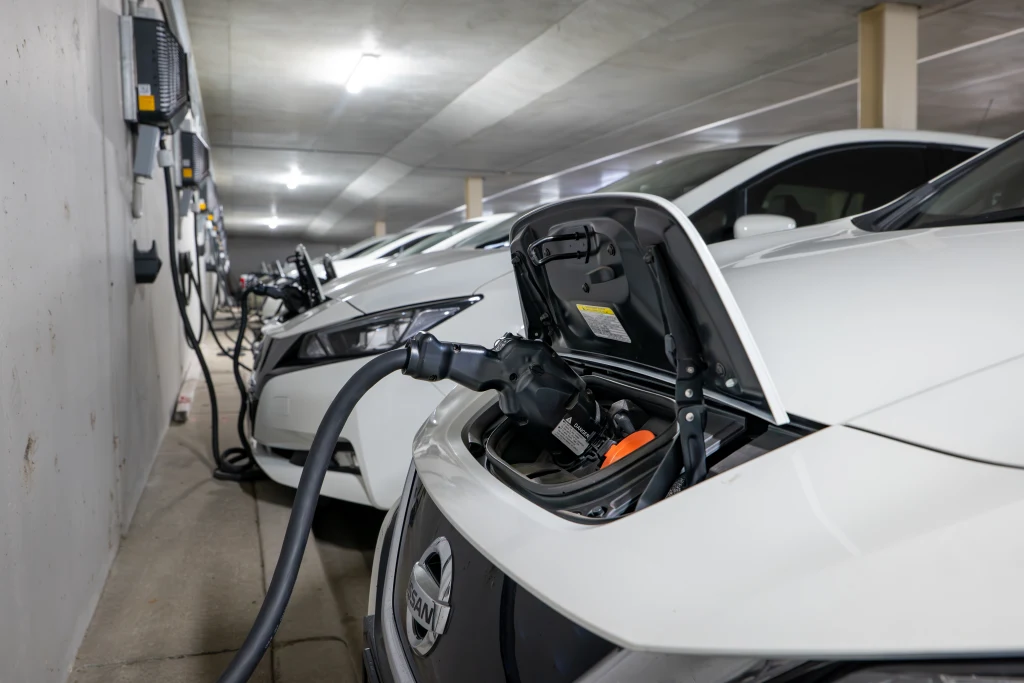 JET Charge’s charging indrastructure in Canberra for REVS project Nissan Leafs