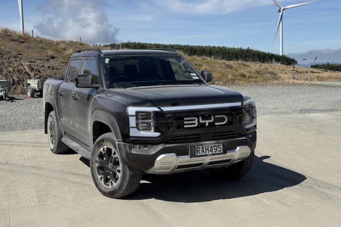 BYD-Shark-6-black