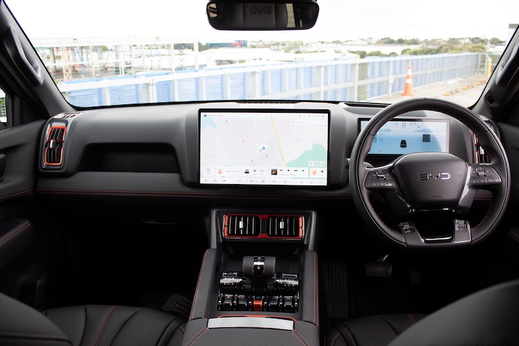 BYD Shark 6 dashboard and infotainment screen