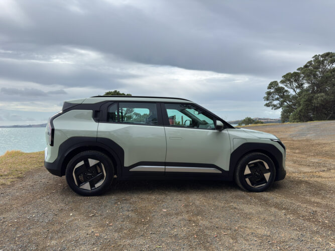 KIA-EV3-17-2
