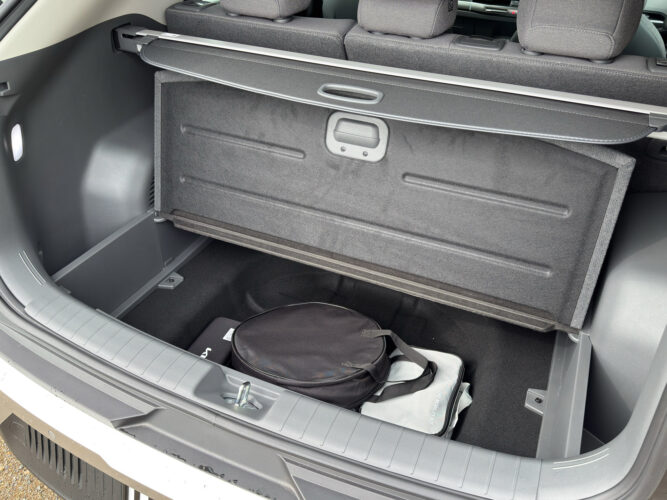 KIA-EV3-6