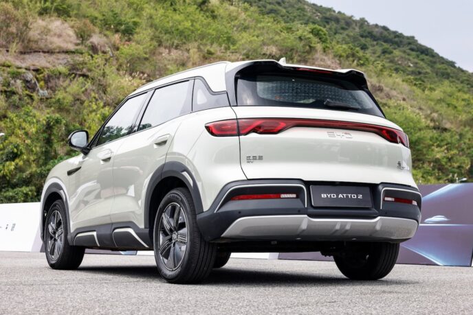 byd-atto2-rear