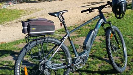 E-bike charging station on New Zealand cycle trail