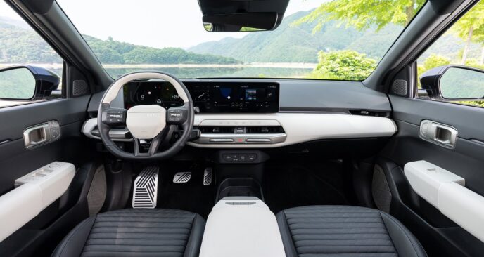 kia-ev4-interior-front-cabin
