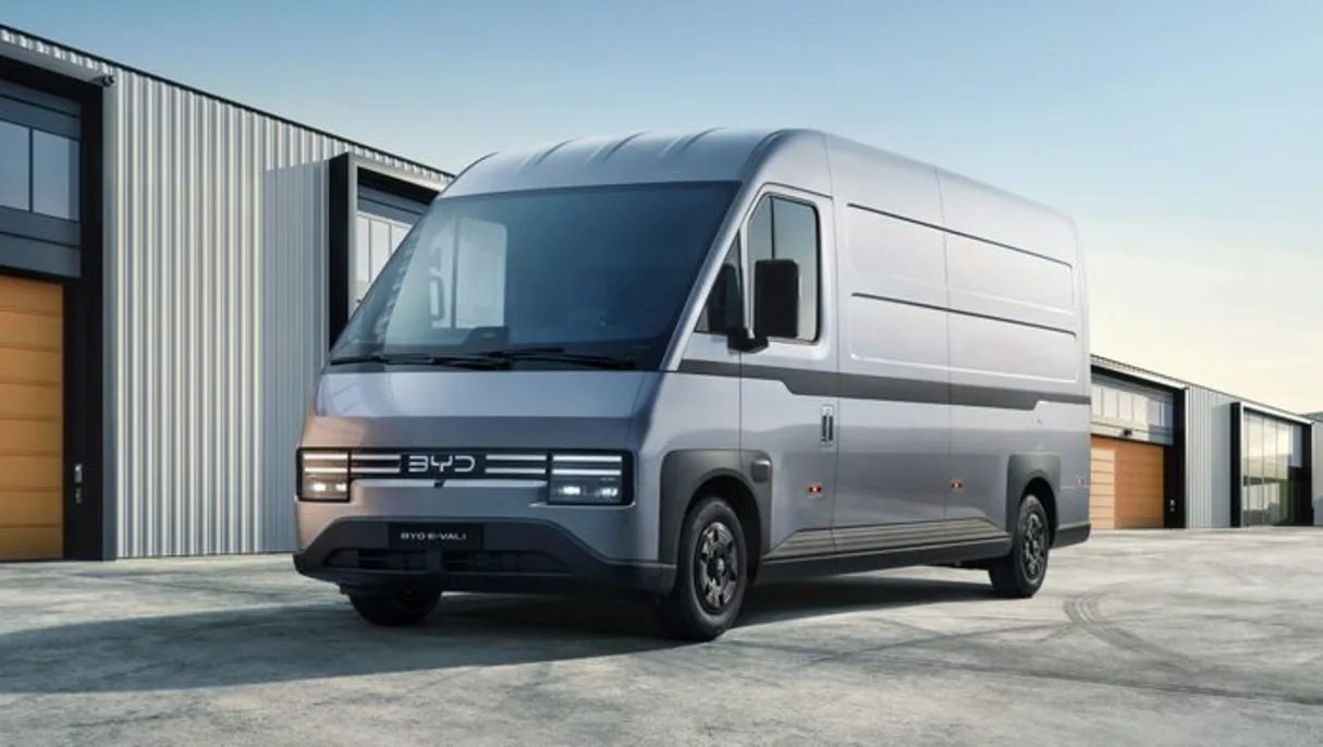2025-BYD-EVali-van-grey-1001x565p-1