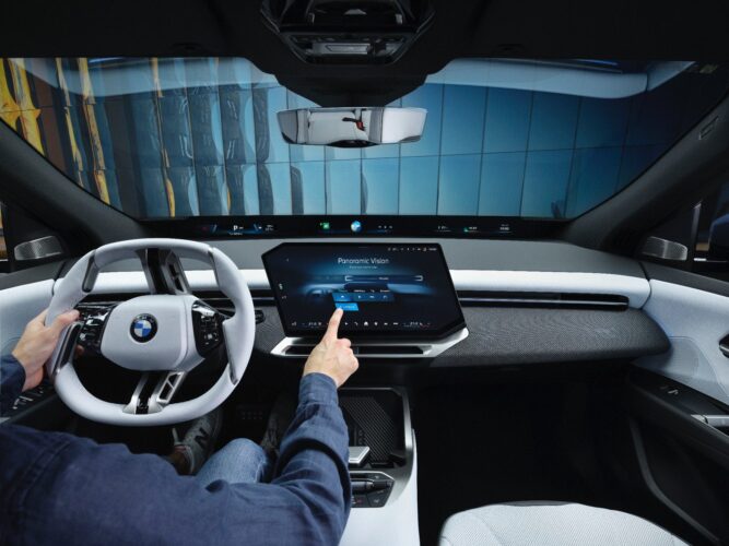 BMW_ix3_3
