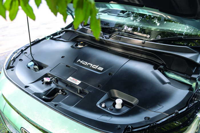 Honda-eN1-10