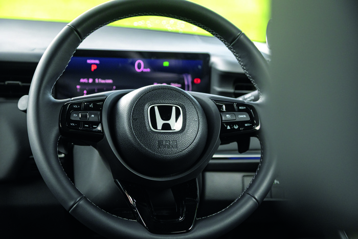 Honda-eN1-15
