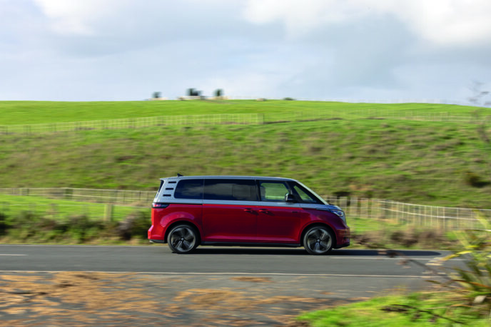 VW ID.Buzz-11