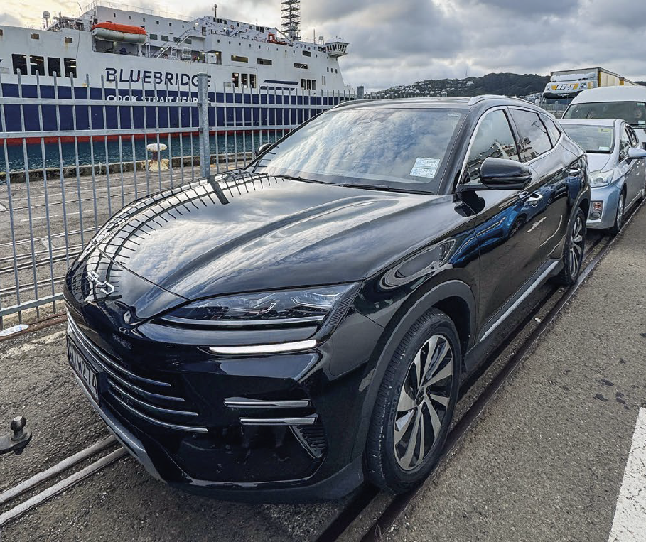 IT BEAT US THE PHEV PROVING ITS RANGE CREDENTIALS PIC 1