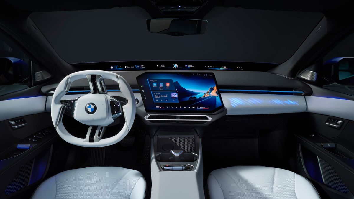 Dashboard and Panoramic iDrive display in the BMW i3