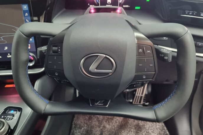 Lexus-RZ-yoke-up-close-1024×683