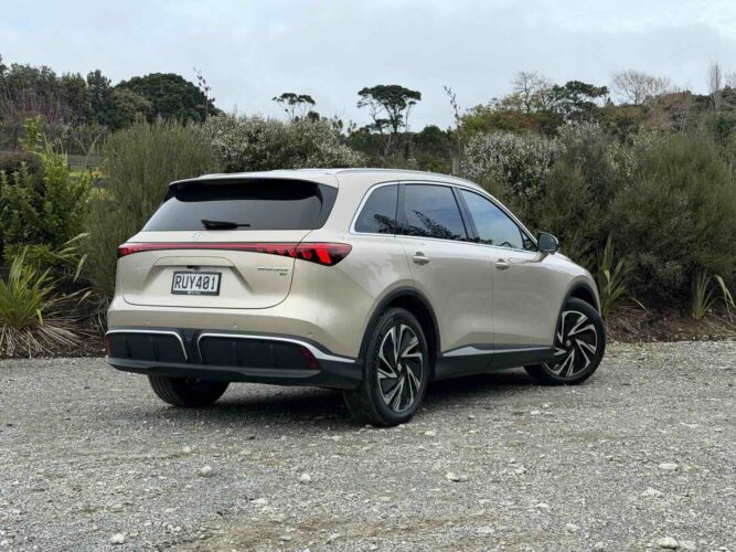 MGS6EV-rear-three-quarter-landscape