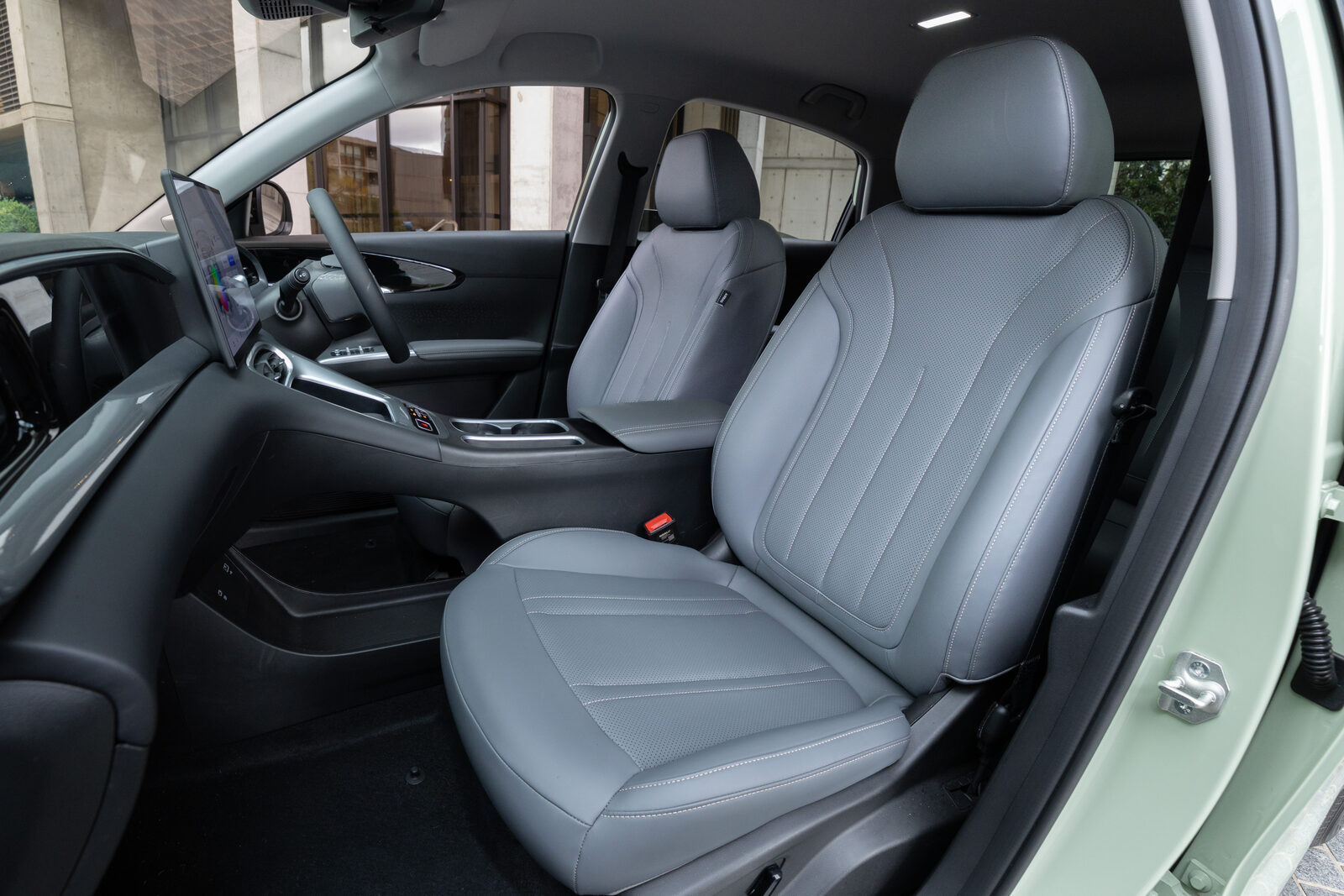 Geely EX2 front seats