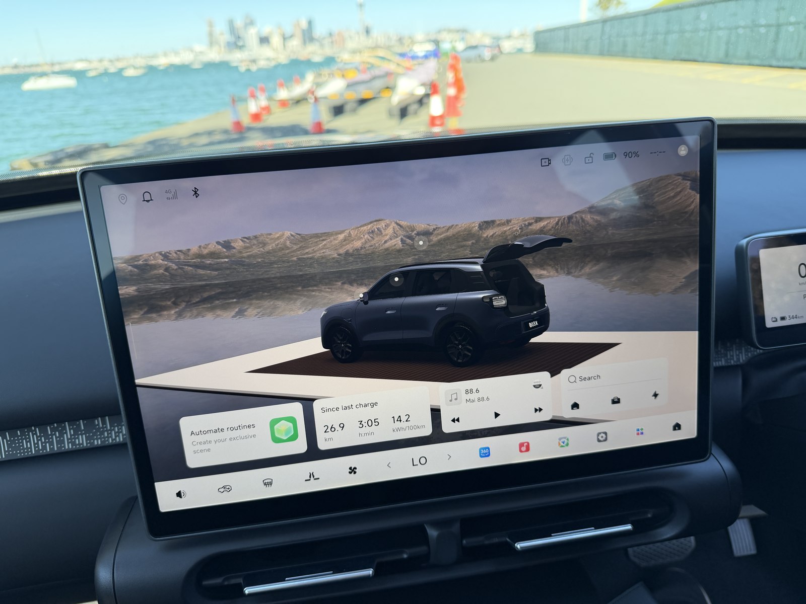 Leapmotor B03X touchscreen showing Leap OS with 3D vehicle view