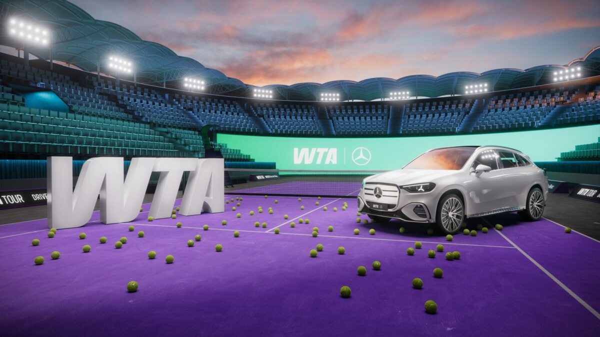 Mercedes-Benz electric GLC on a WTA tennis court