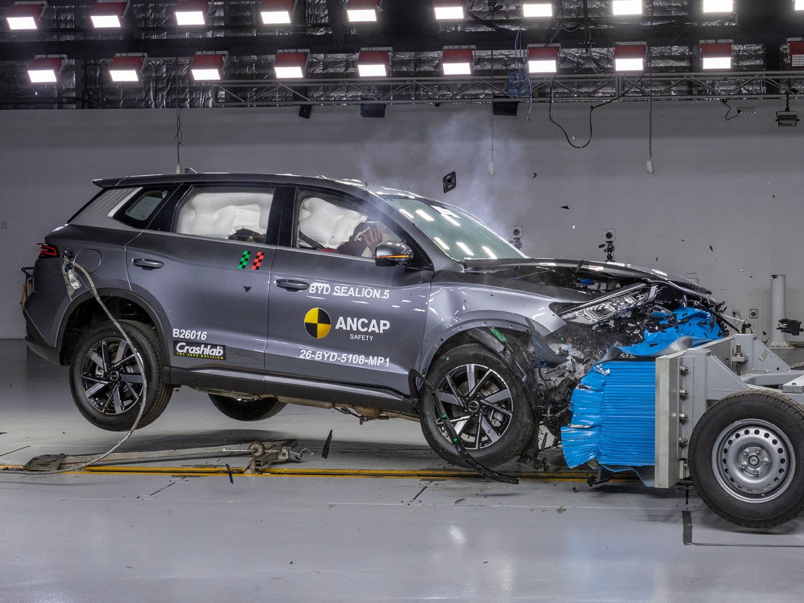 BYD Sealion 5 in the ANCAP frontal offset crash test