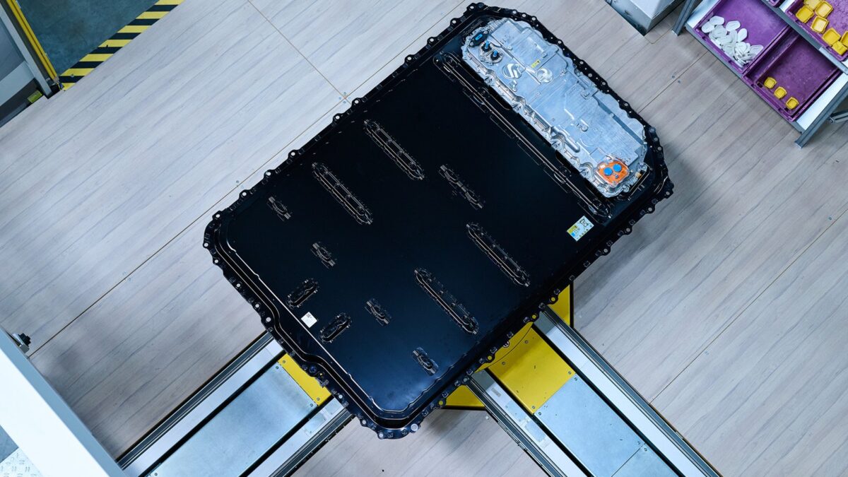 BMW Gen6 high-voltage battery pack on a production line lift, viewed from above