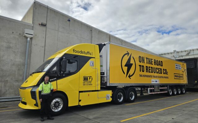 Foodstuffs North Island Deepway Star electric truck with refrigerated trailer at a distribution centre