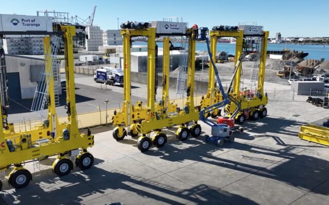 Straddle carriers at the Port of Tauranga container terminal