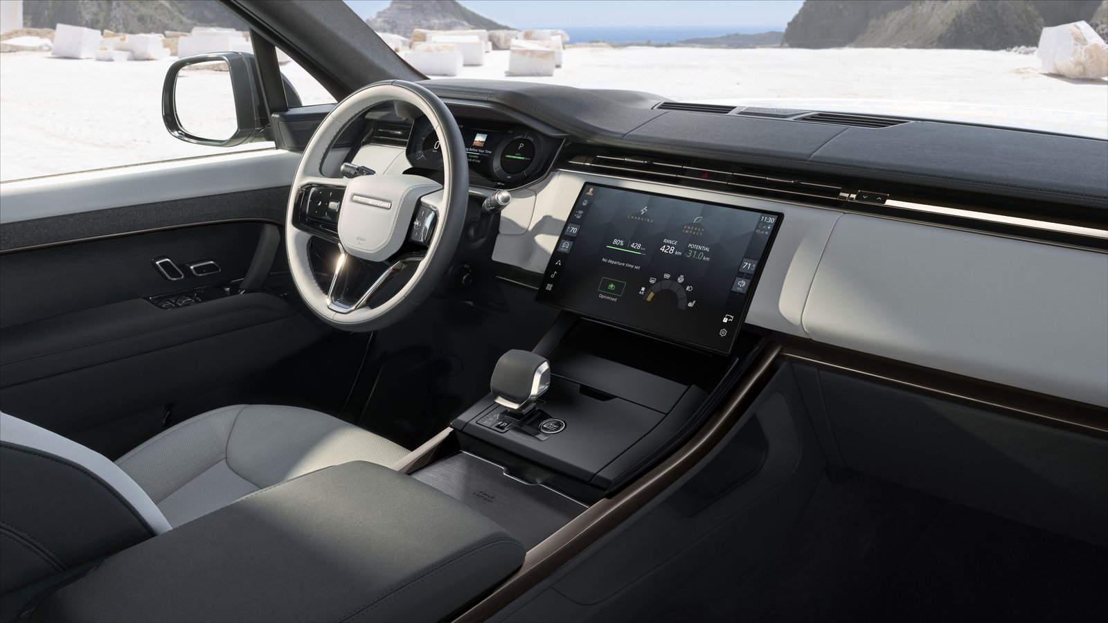Dashboard and curved touchscreen of the Range Rover Sport Electric