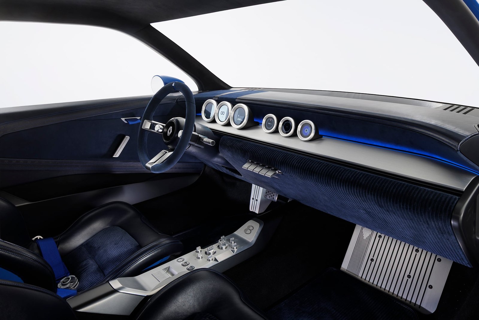 Renault 8 Gordini Concept interior with round digital instruments