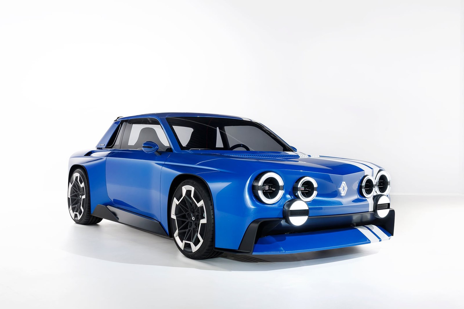 Renault 8 Gordini Concept front three quarter